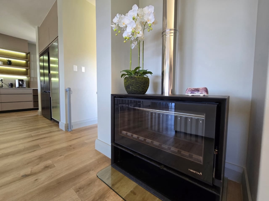 4 Bedroom Property for Sale in Outeniqua Strand Western Cape